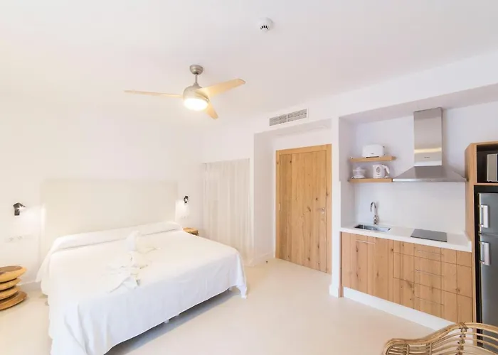 Sa Cala Suites